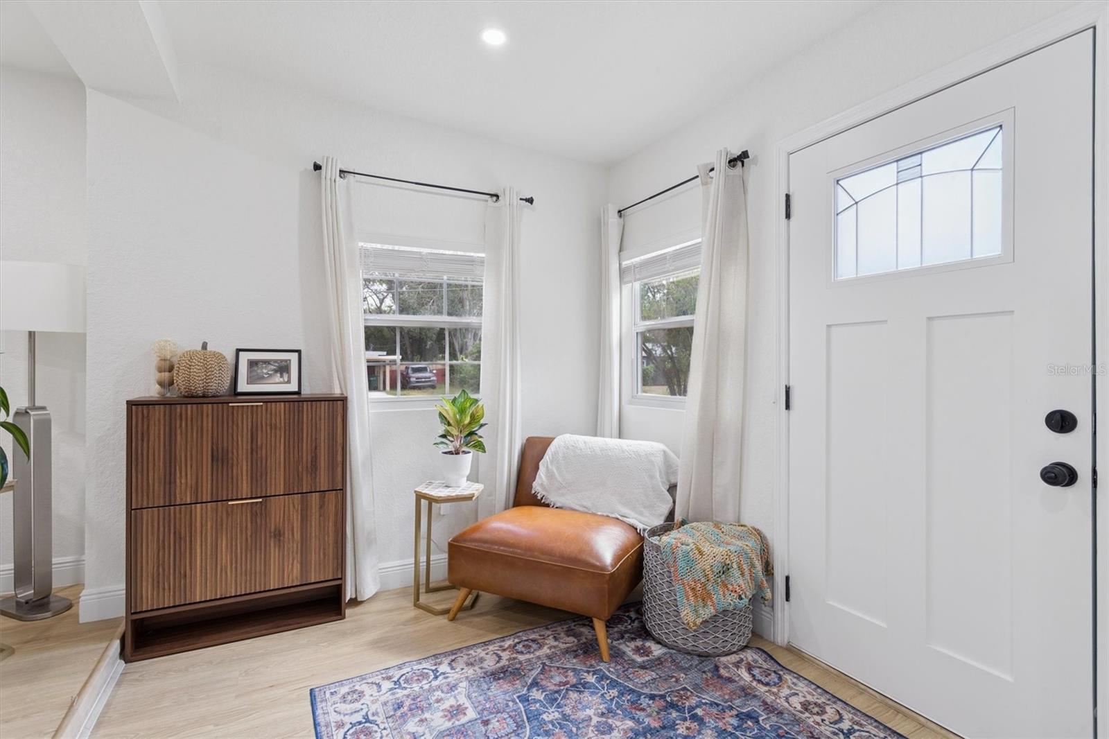 UNITY CIRCLE REV - Residential