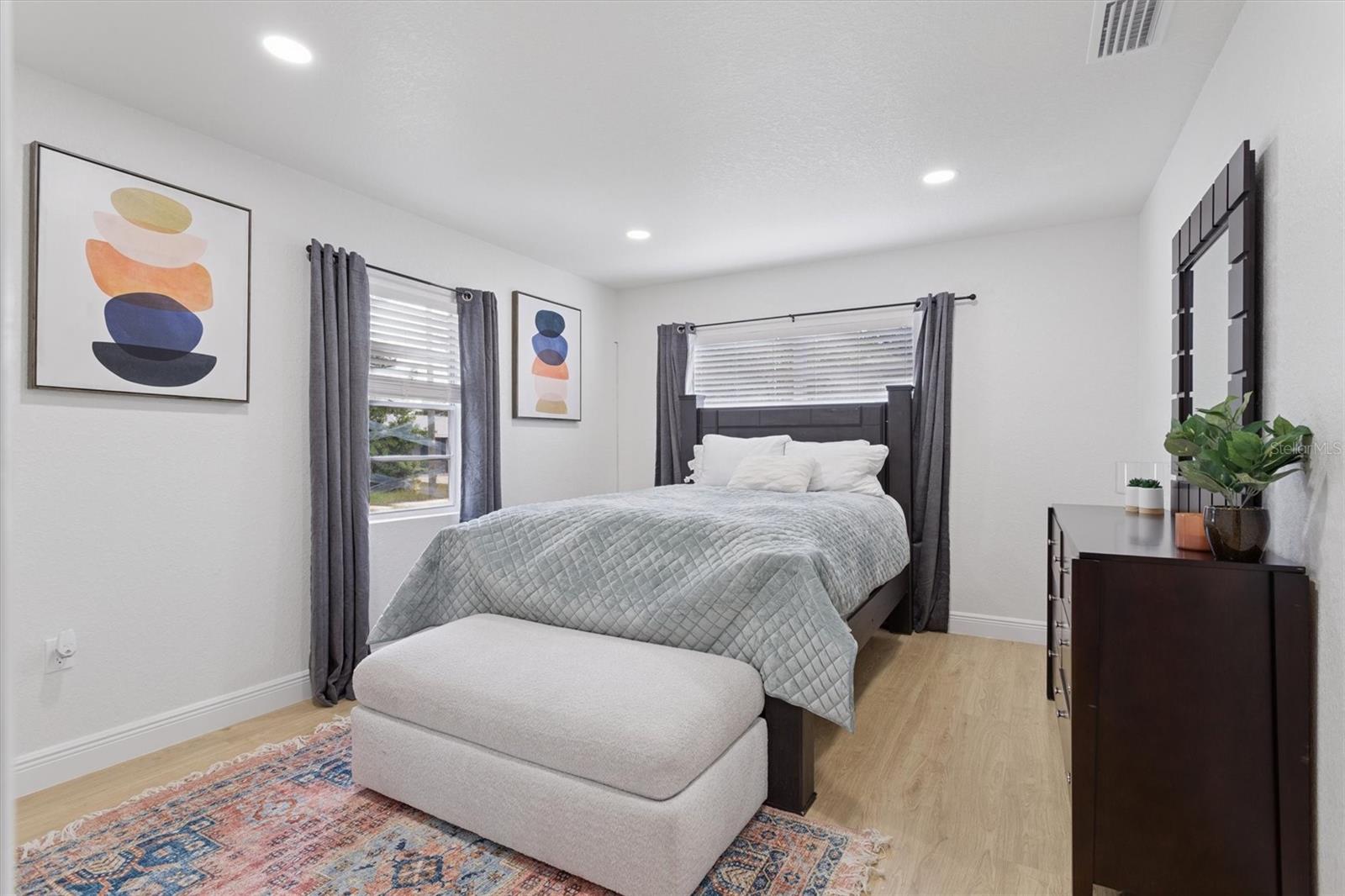 UNITY CIRCLE REV - Residential