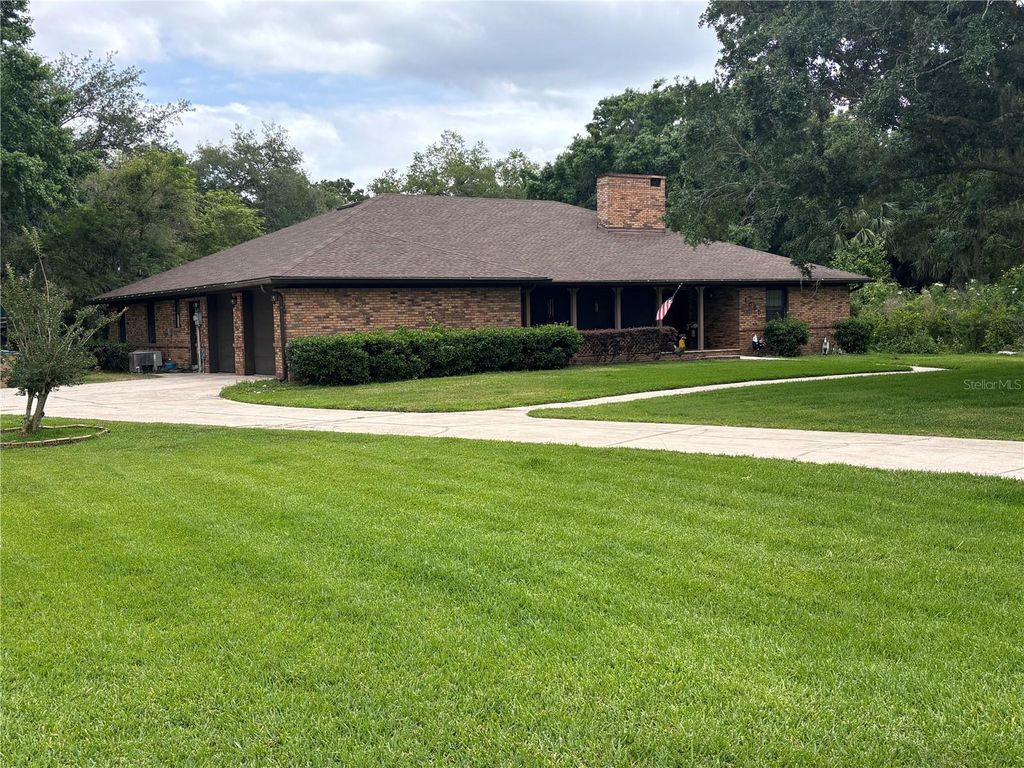 Photo of 1825 Big Oak Ln, Kissimmee, FL 34746 (MLS # R4911119)
