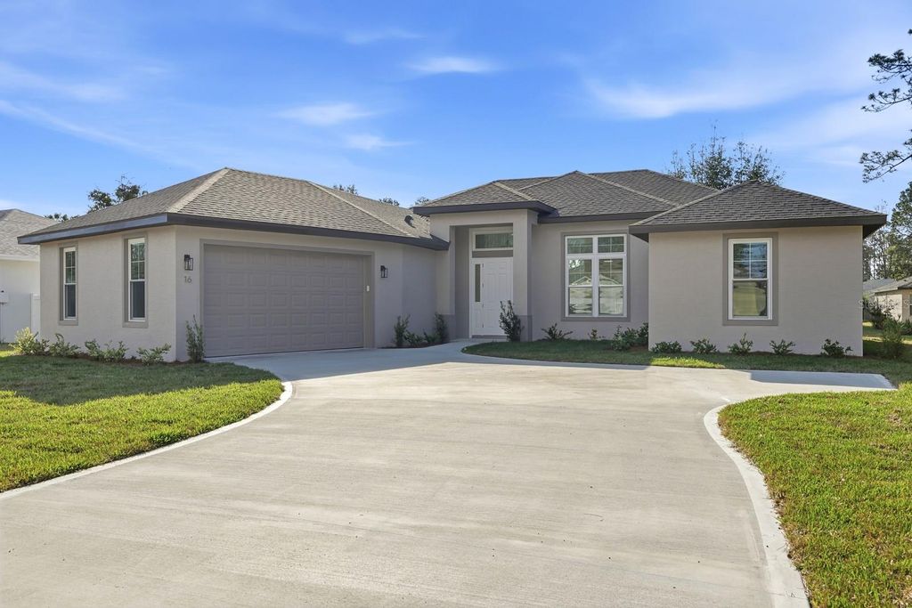 Photo of 16 Pierce Lane, Palm Coast, FL 32164 (MLS # FC315049)