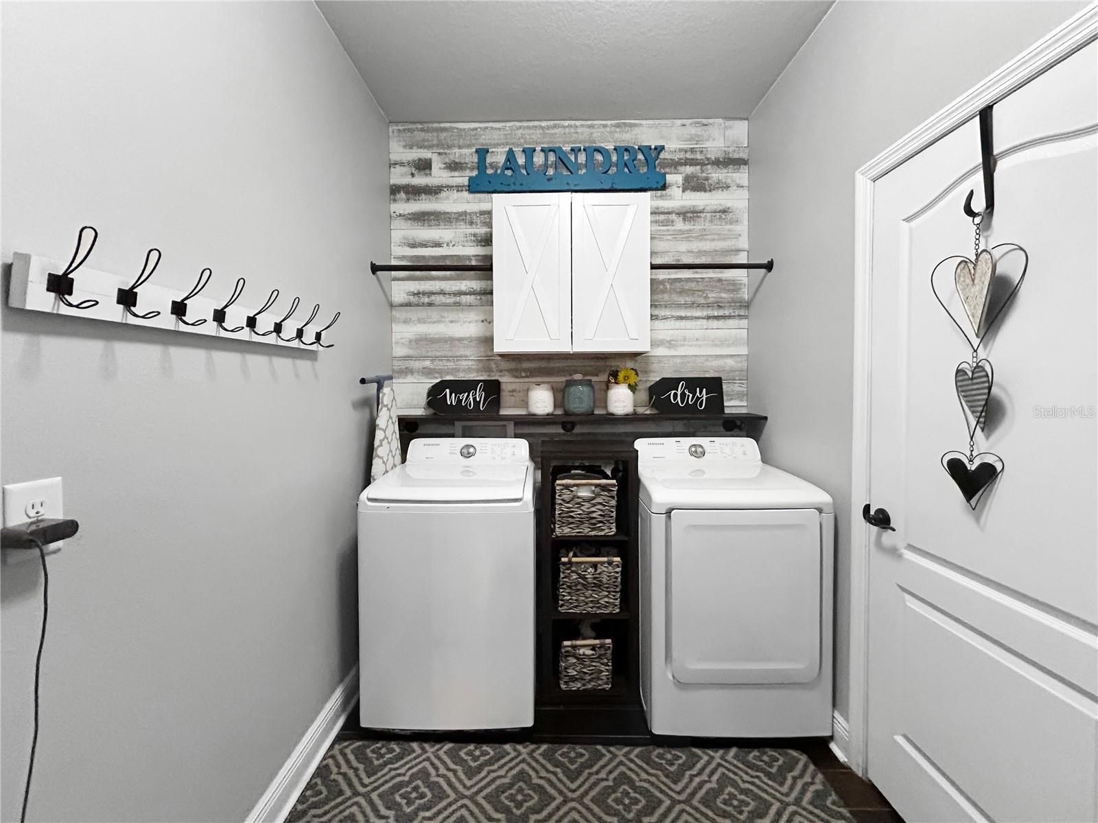 LUCAYA LAKE CLUB PH 3 - Residential