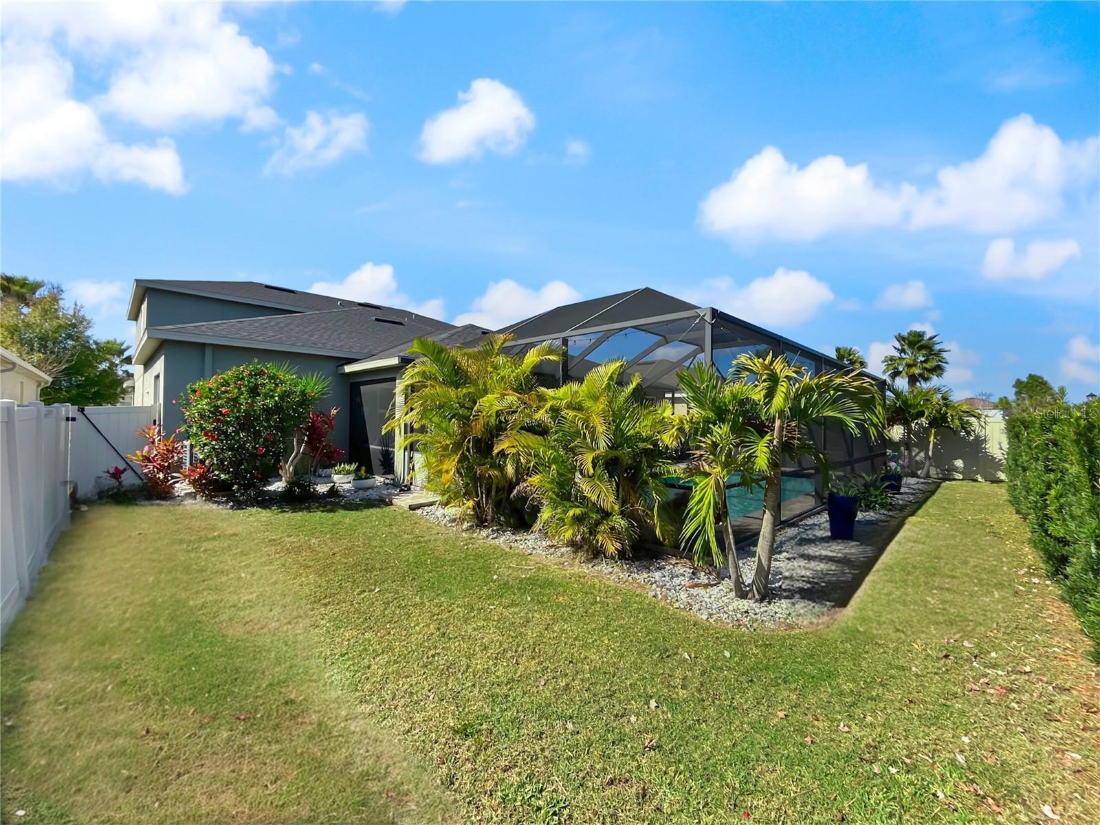 LUCAYA LAKE CLUB PH 3 - Residential