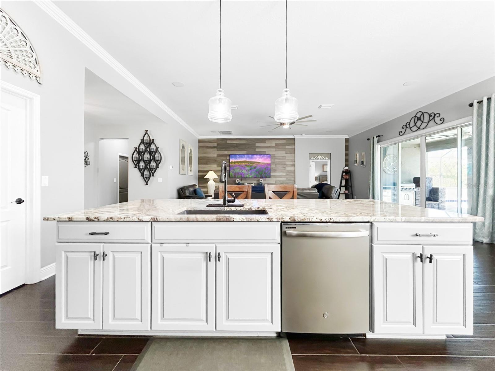 LUCAYA LAKE CLUB PH 3 - Residential