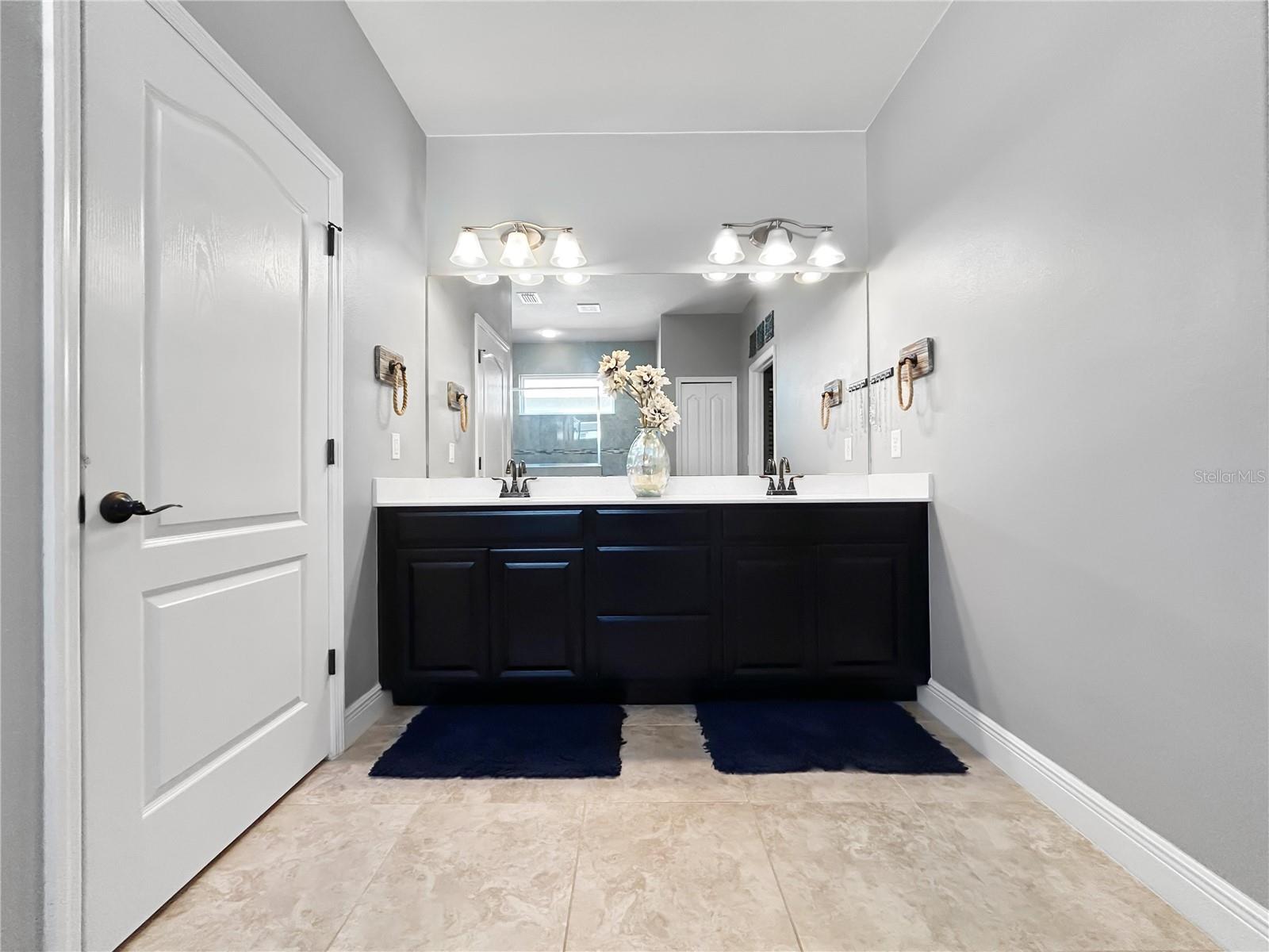 LUCAYA LAKE CLUB PH 3 - Residential