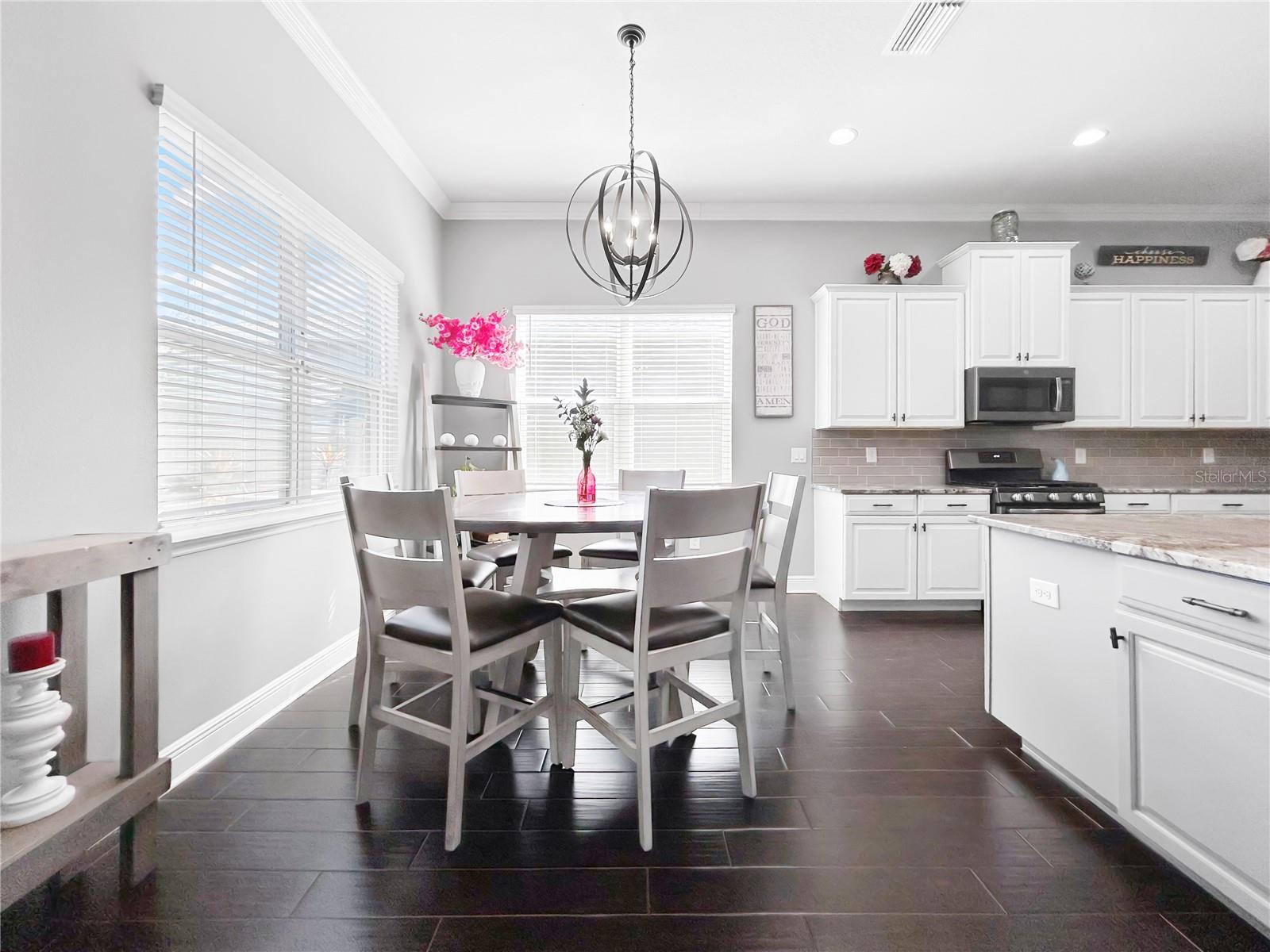 LUCAYA LAKE CLUB PH 3 - Residential