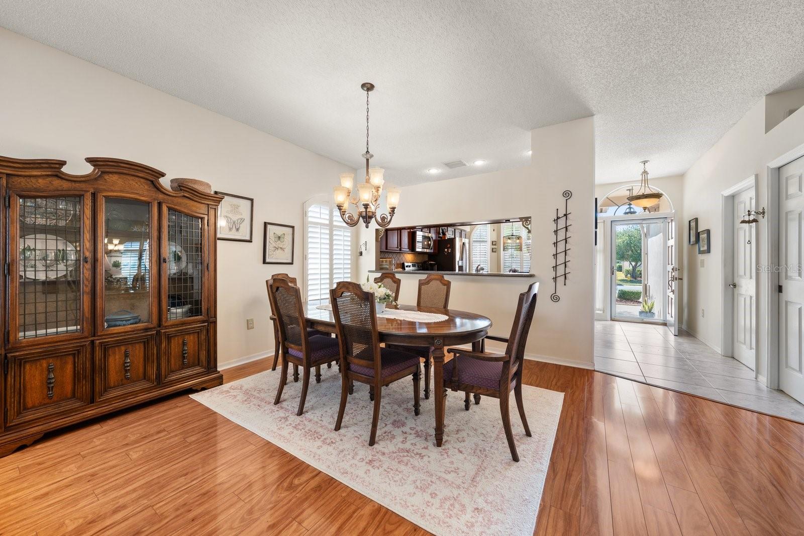 CRESCENT OAKS COUNTRY CLUB 3 - Residential