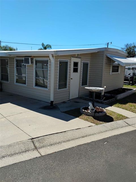 A home in ELLENTON