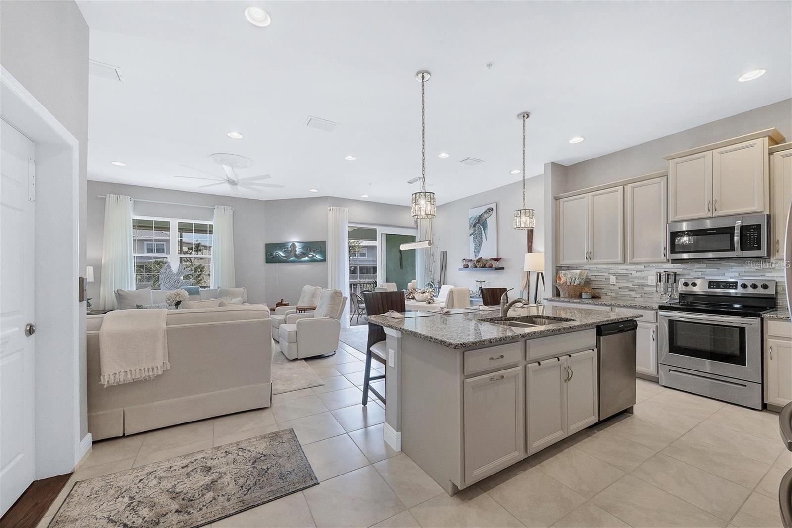 LANDINGS CORAL CRK - Residential