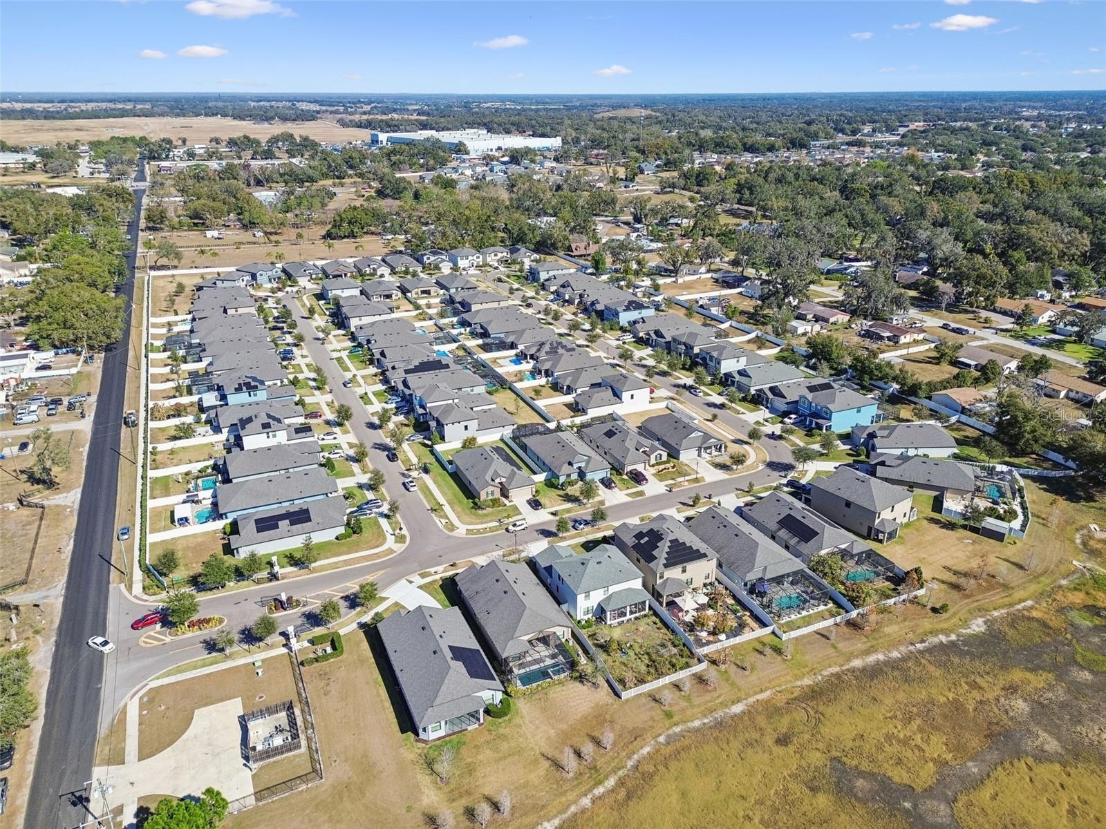 FLORABLU ESTATES - Residential