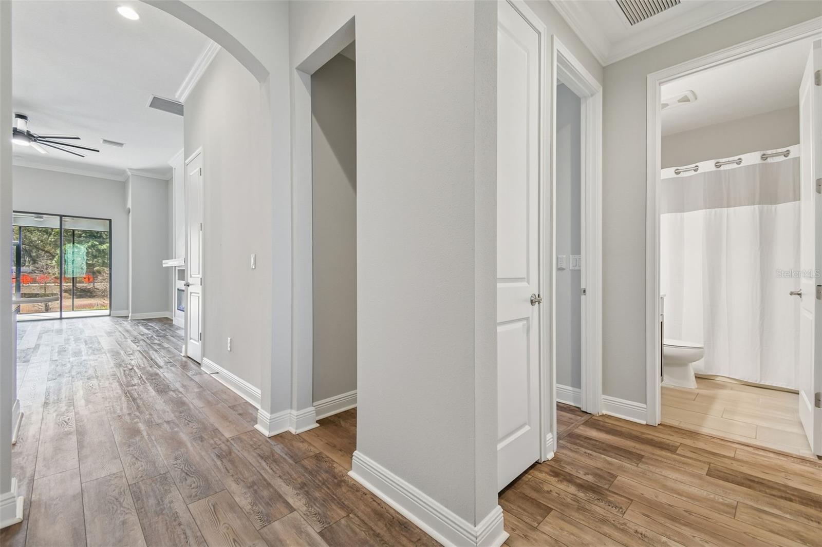 FLORABLU ESTATES - Residential