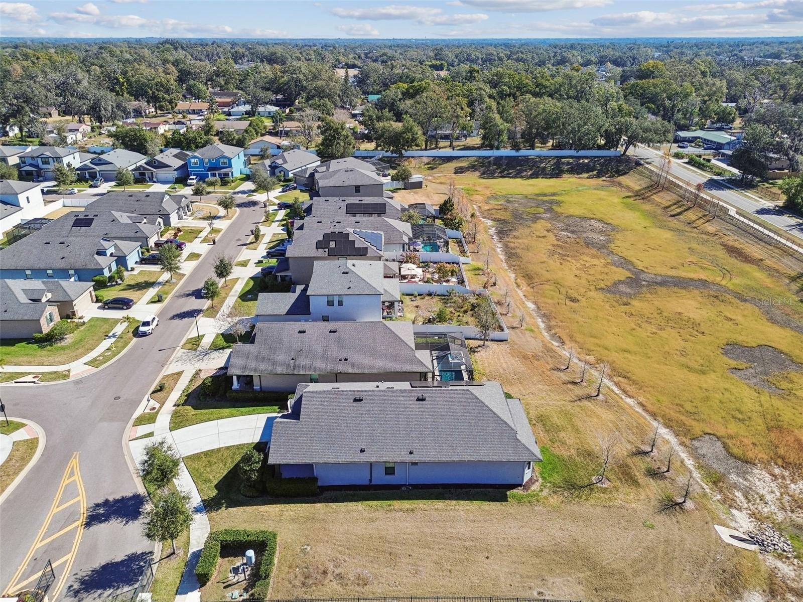 FLORABLU ESTATES - Residential