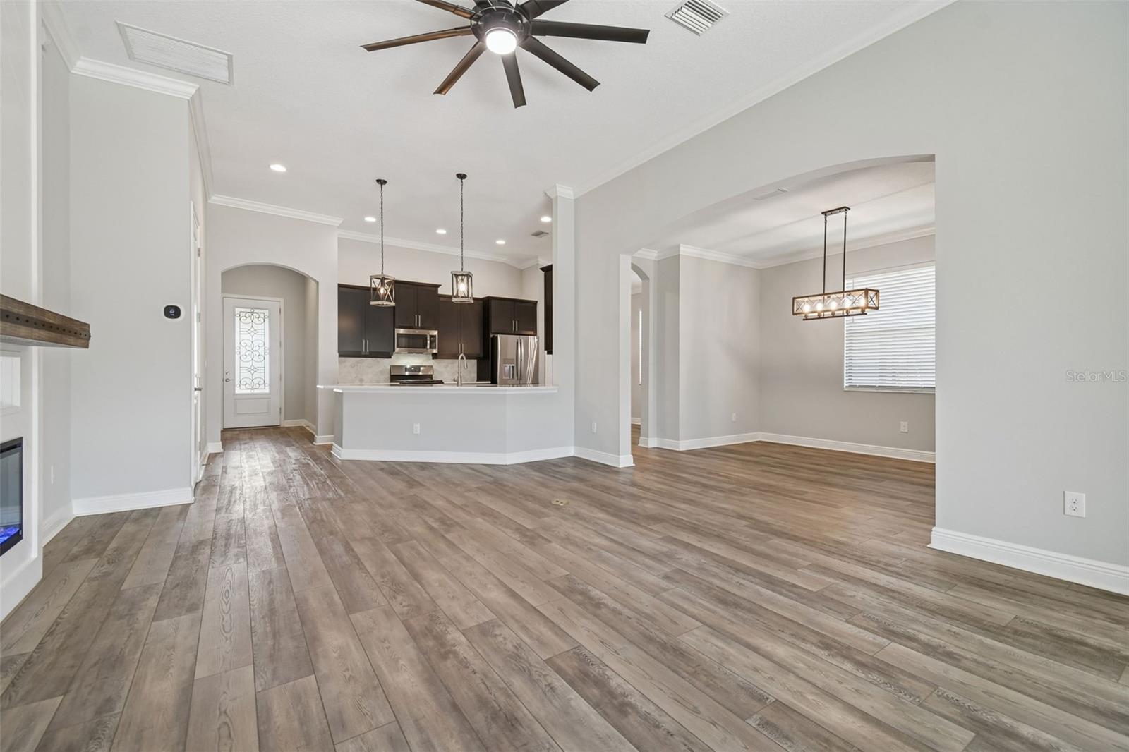 FLORABLU ESTATES - Residential