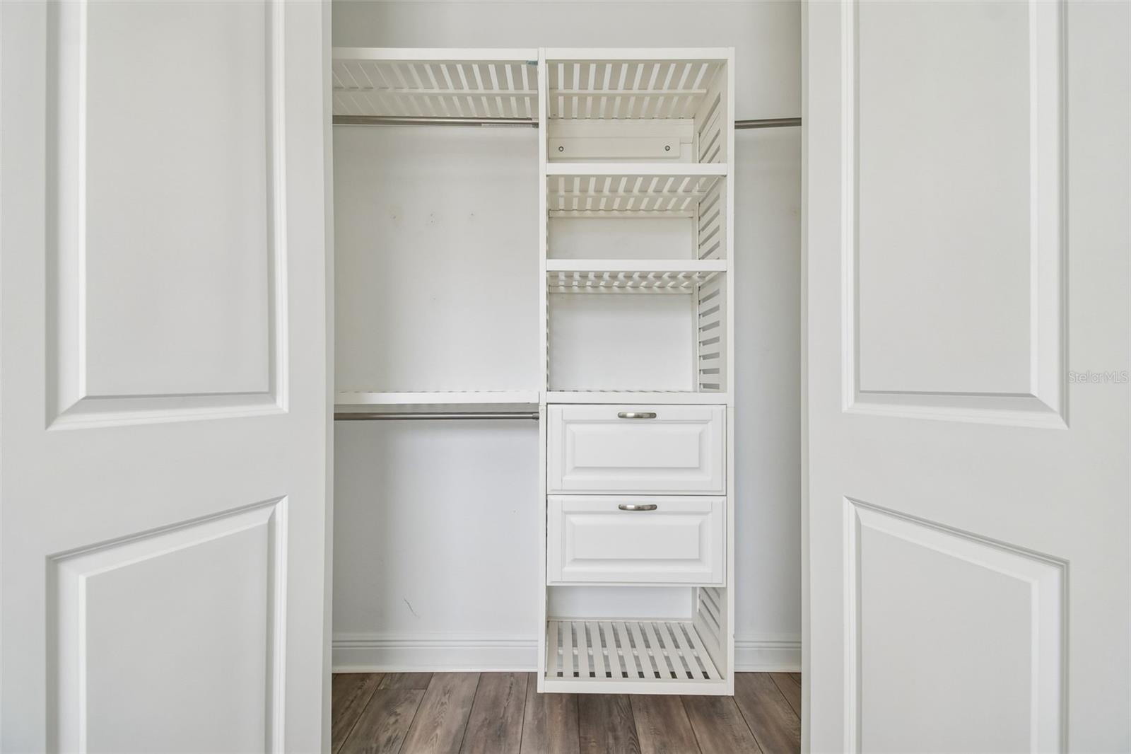 FLORABLU ESTATES - Residential