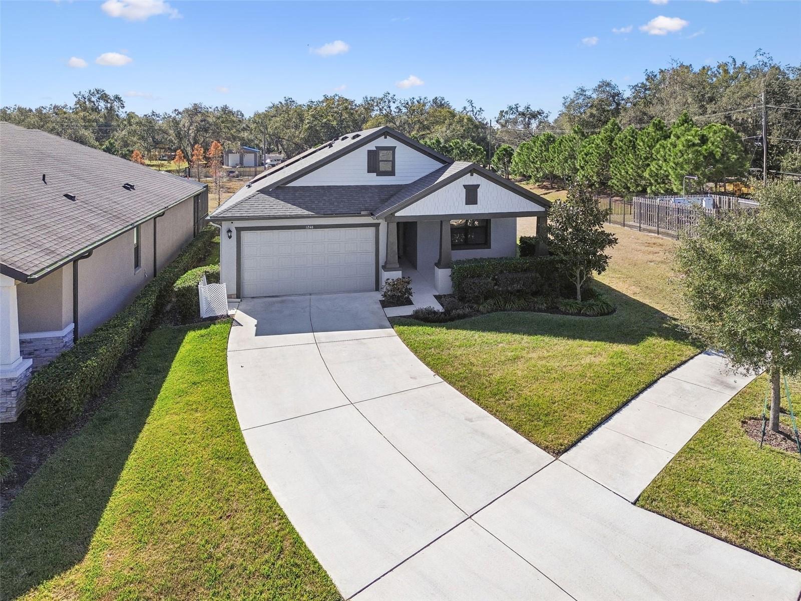 FLORABLU ESTATES - Residential