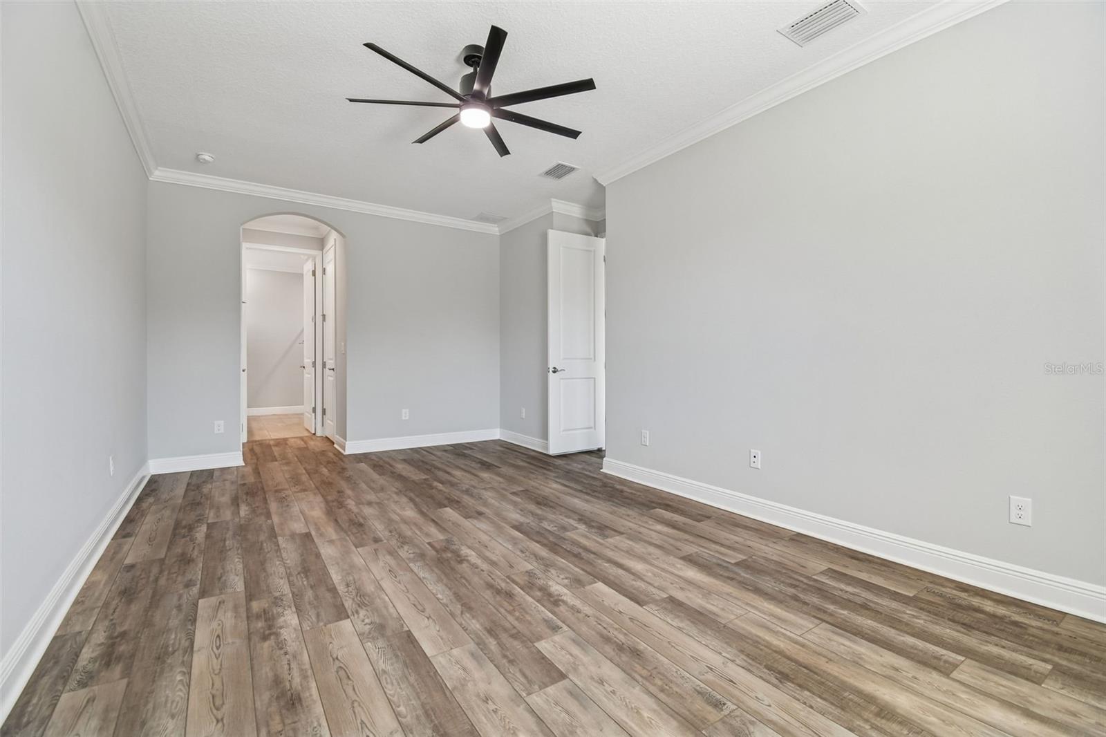 FLORABLU ESTATES - Residential