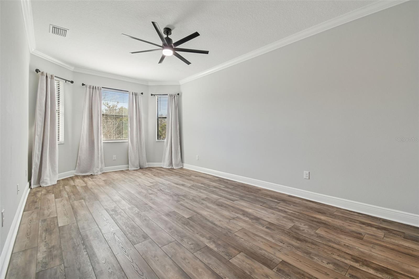 FLORABLU ESTATES - Residential