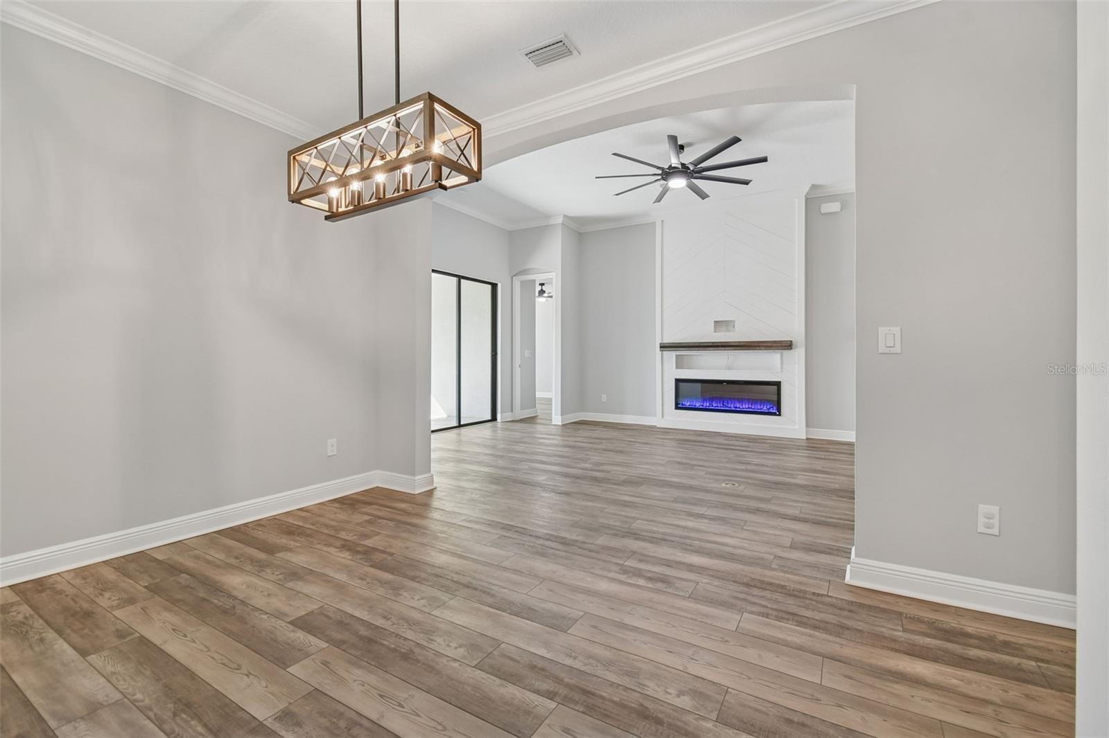 FLORABLU ESTATES - Residential