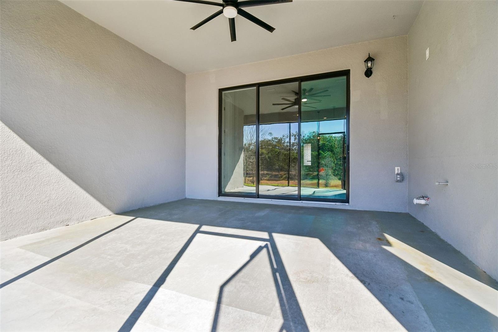 FLORABLU ESTATES - Residential