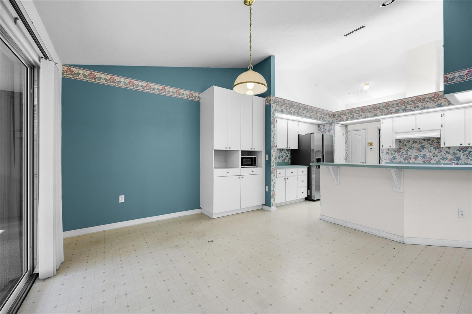 6724 NW 34TH DRIVE