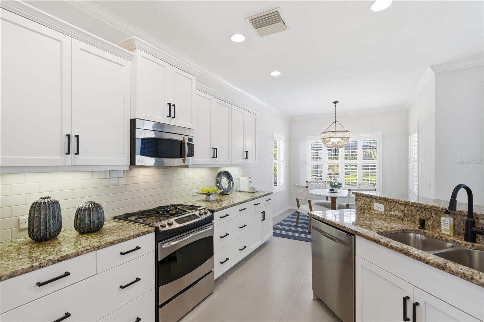 COUNTRY CLUB EAST AT LAKEWD RNCH OO1&2 - Residential