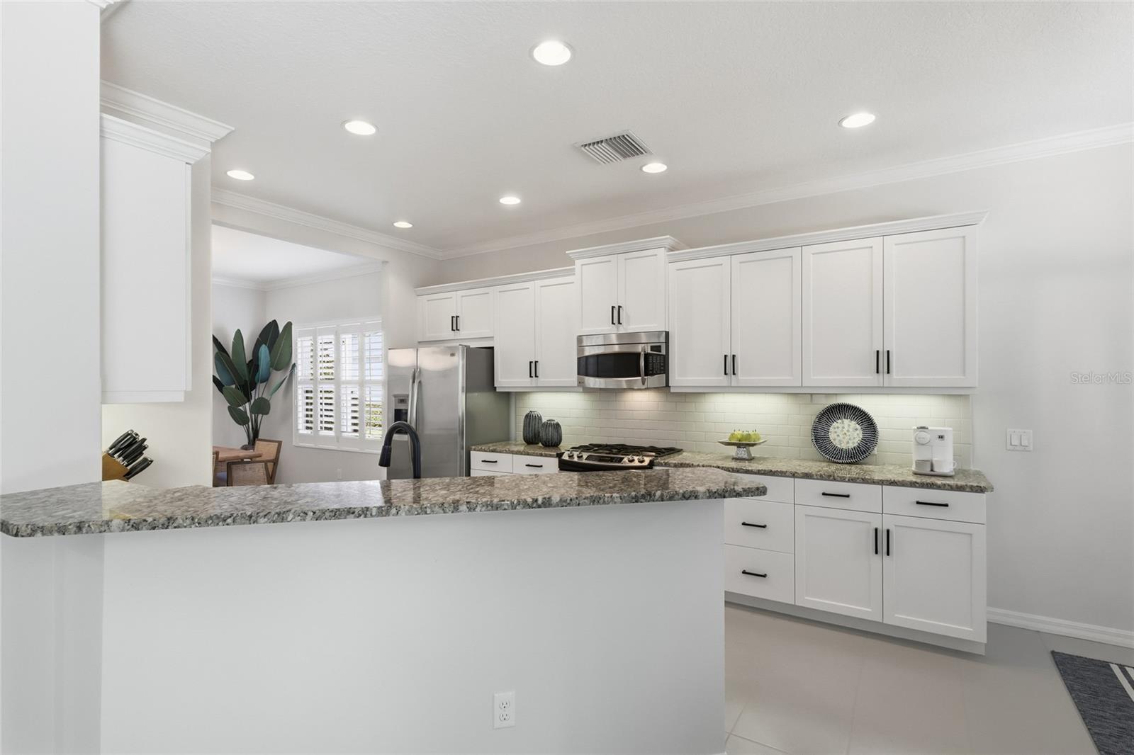 COUNTRY CLUB EAST AT LAKEWD RNCH OO1&2 - Residential