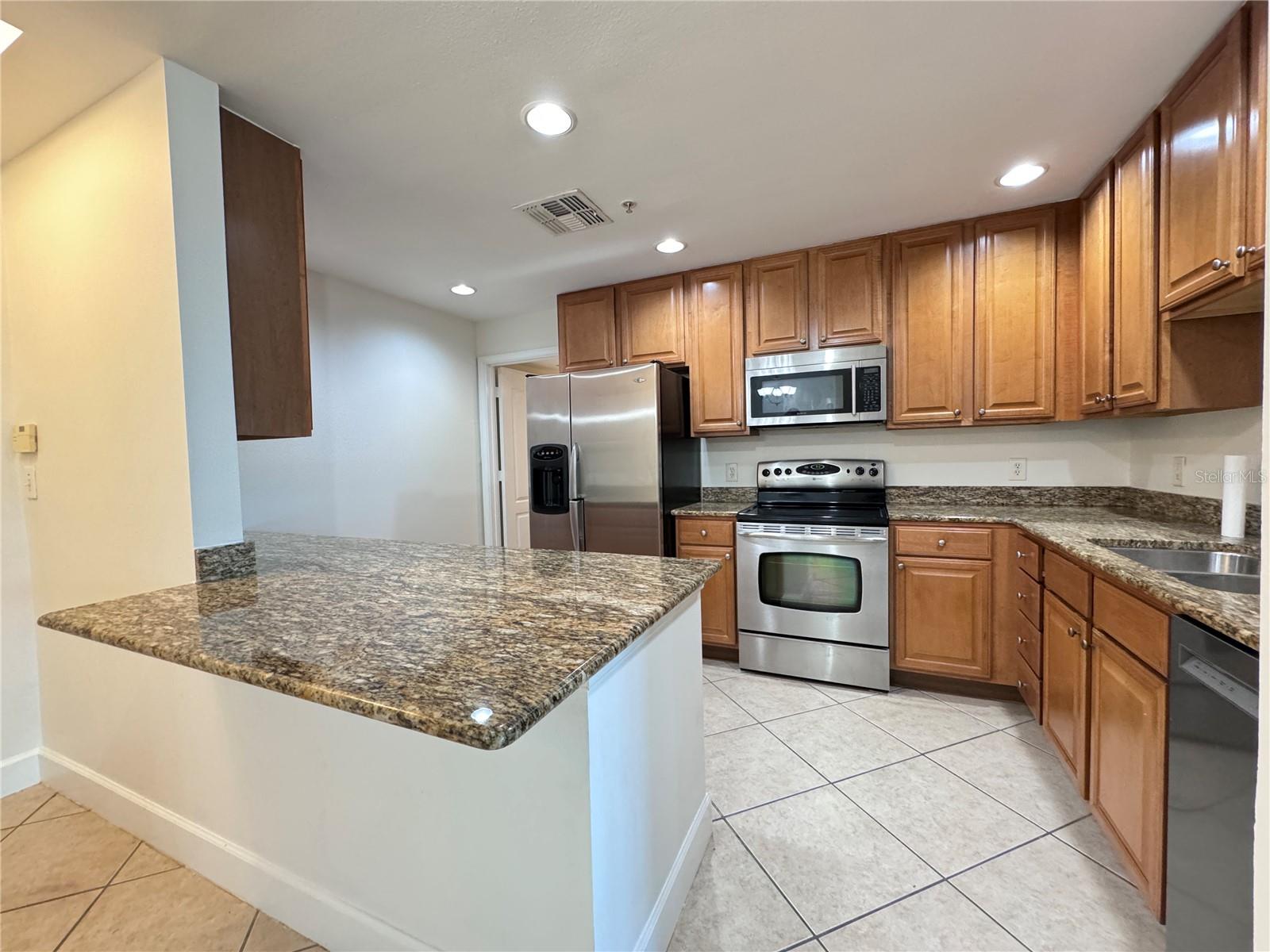 RIVER DANCE - Residential Lease