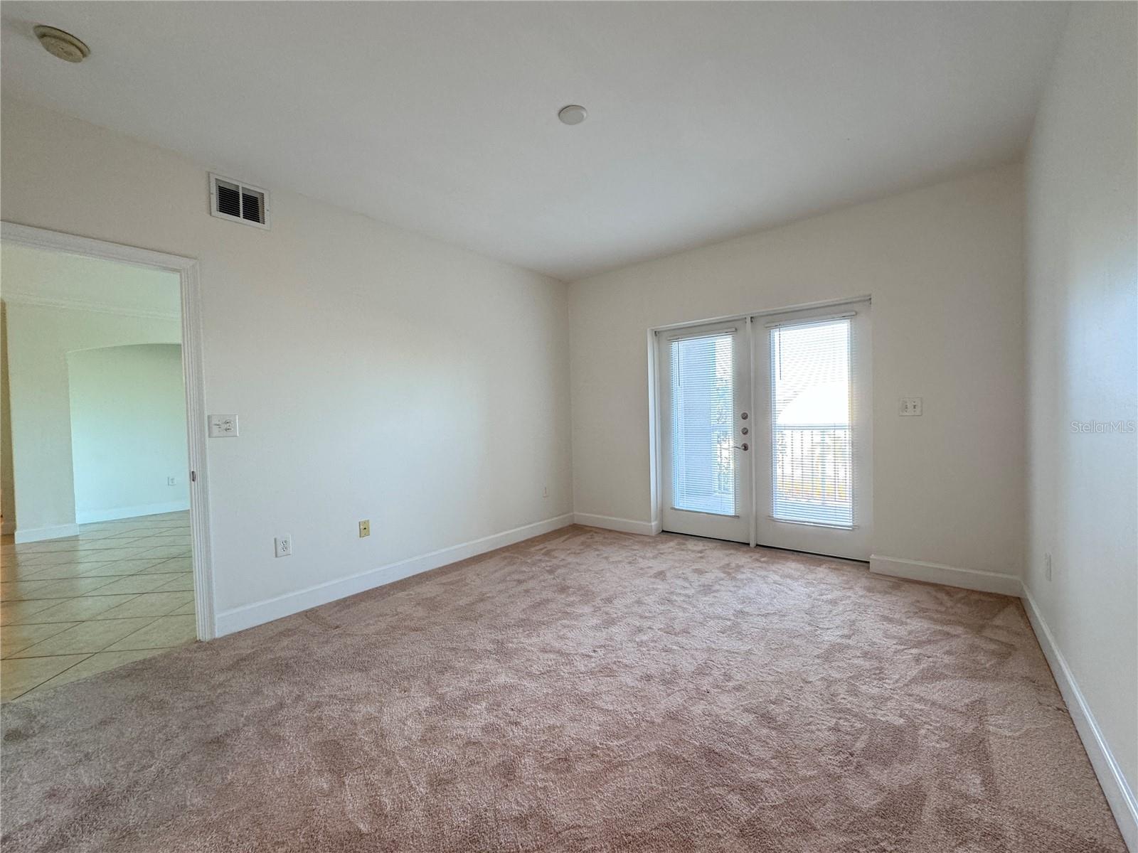 RIVER DANCE - Residential Lease