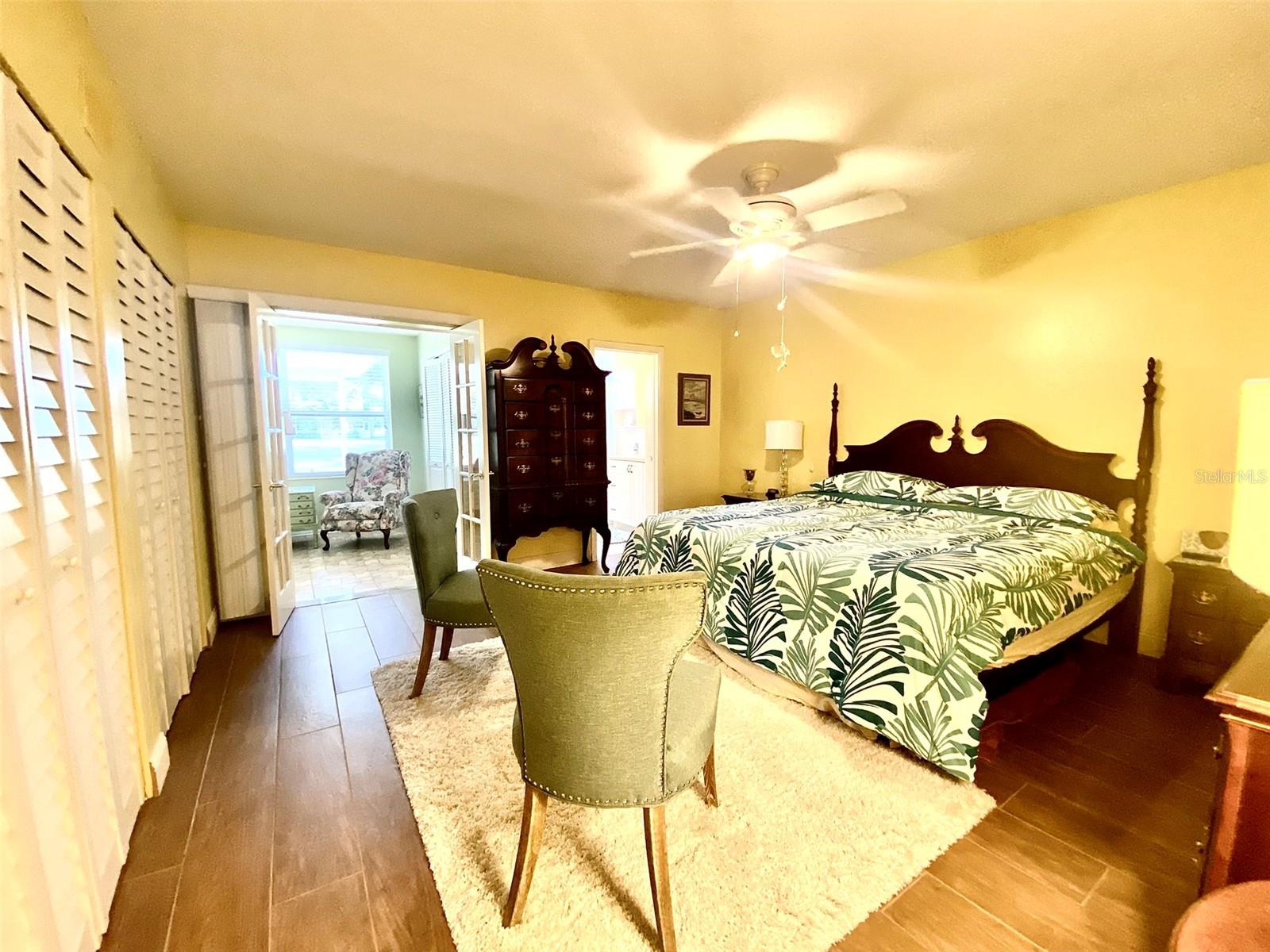 ON TOP OF THE WORLD - Residential