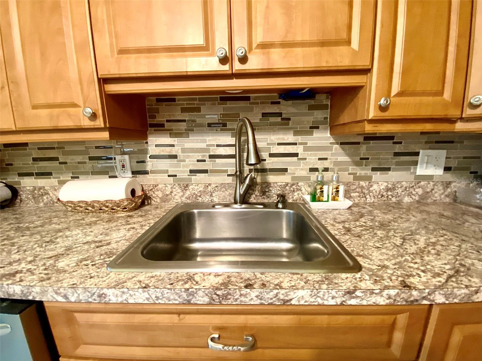 ON TOP OF THE WORLD - Residential