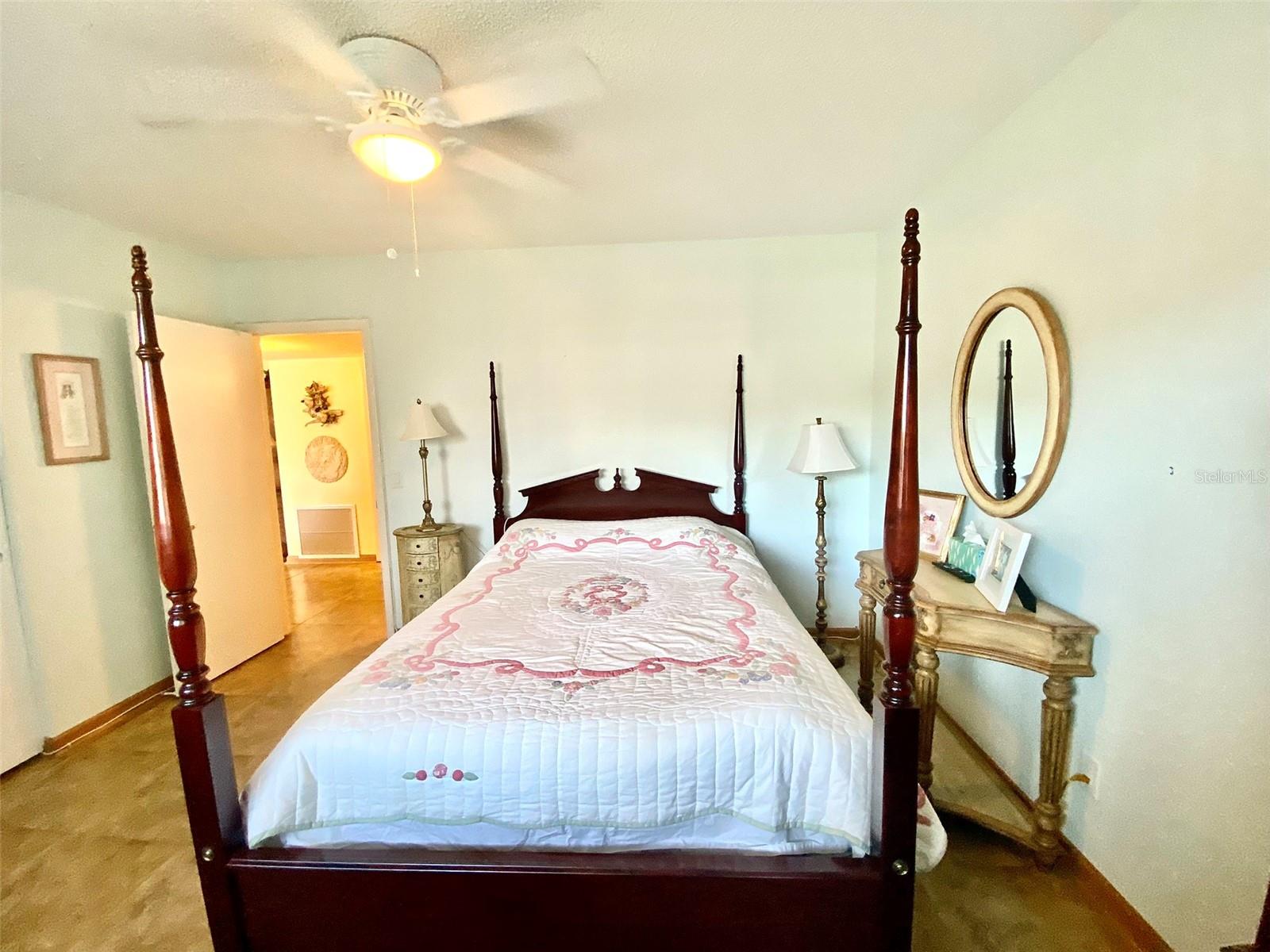 ON TOP OF THE WORLD - Residential