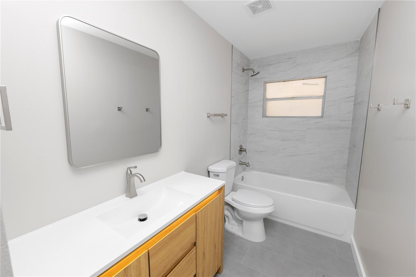 CHESTNUT WOODS SUB - Residential Income