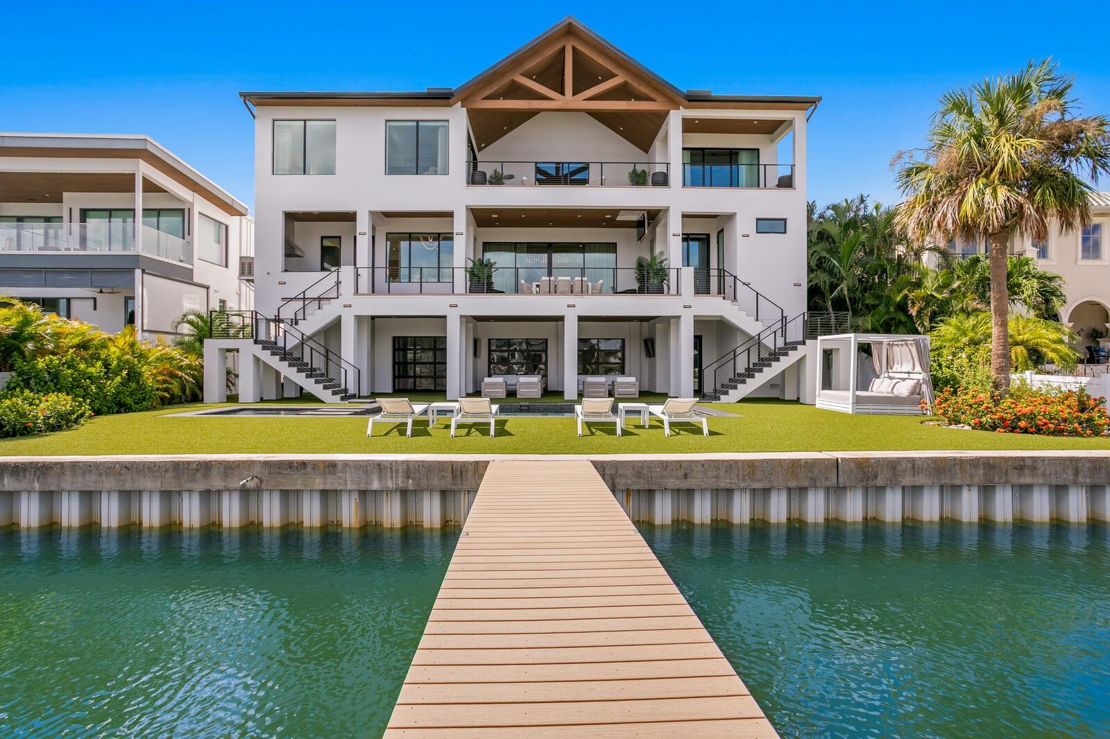 SUNSET PARK ISLES UNIT 2 - Residential