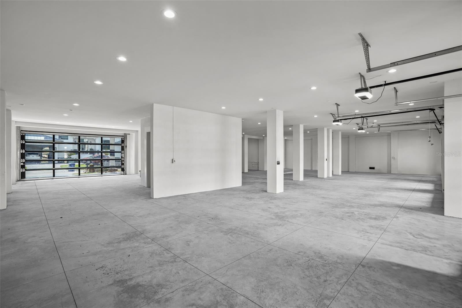 SUNSET PARK ISLES UNIT 2 - Residential