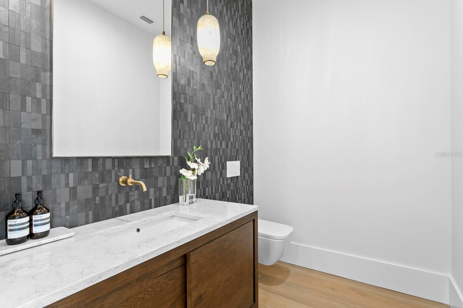 SUNSET PARK ISLES UNIT 2 - Residential