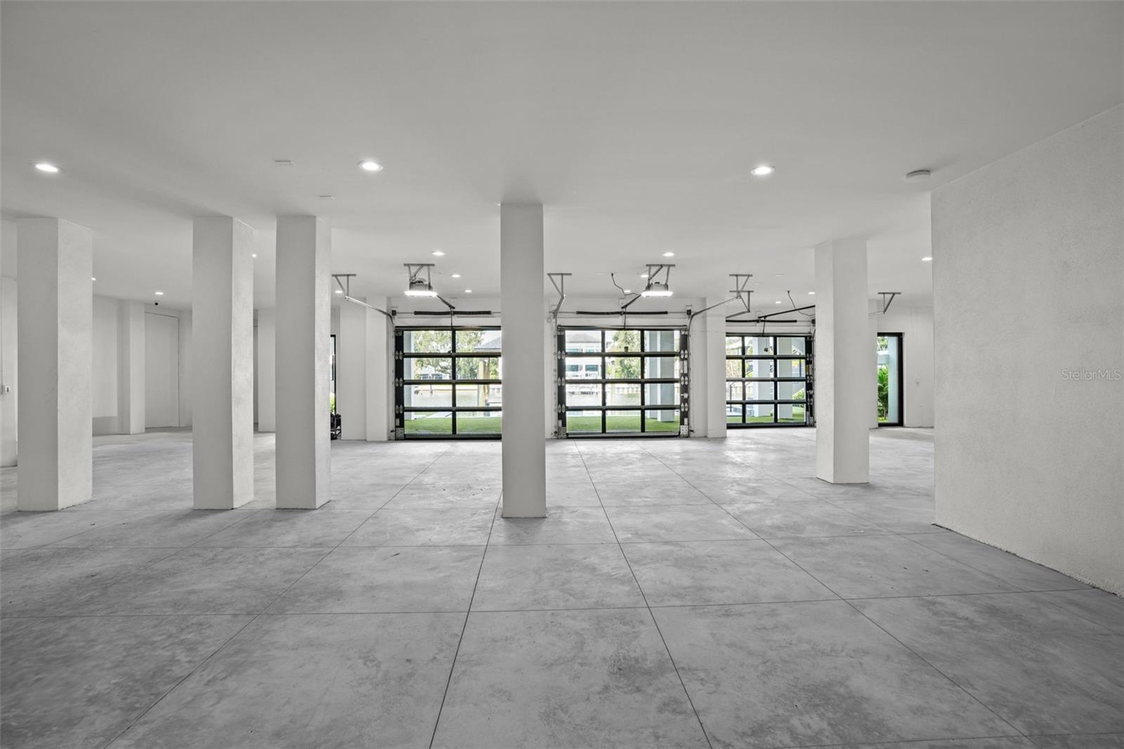 SUNSET PARK ISLES UNIT 2 - Residential