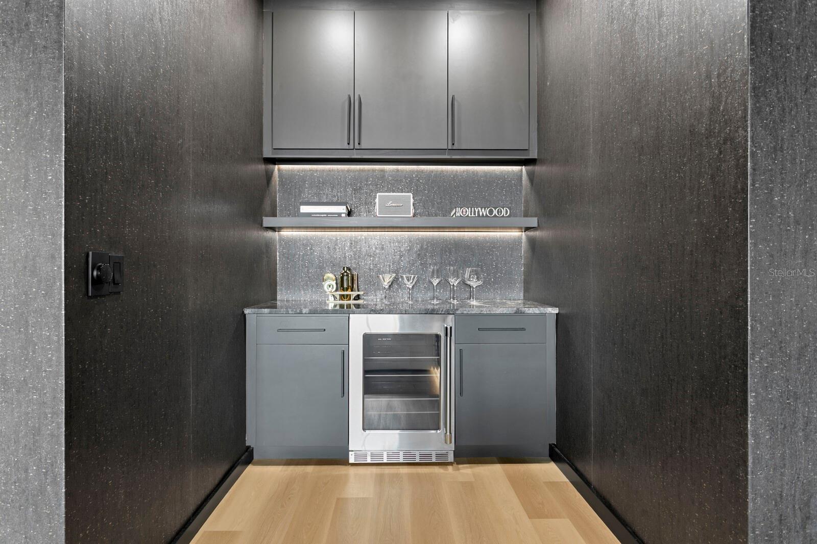 SUNSET PARK ISLES UNIT 2 - Residential