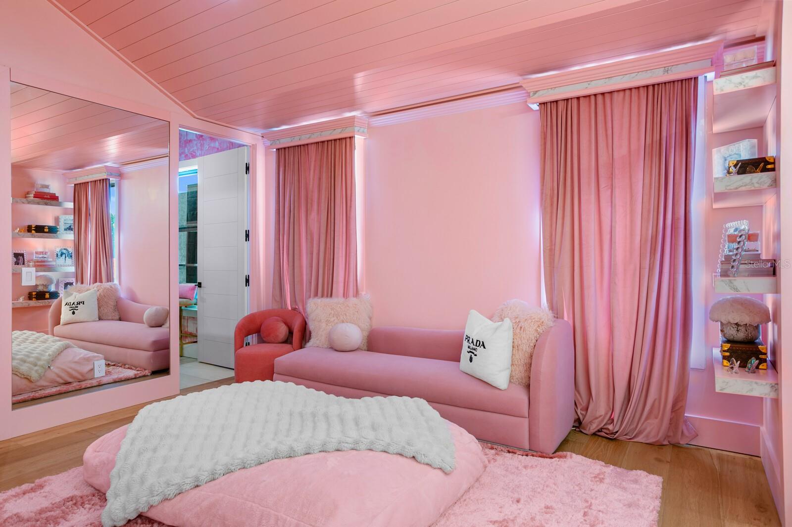 SUNSET PARK ISLES UNIT 2 - Residential