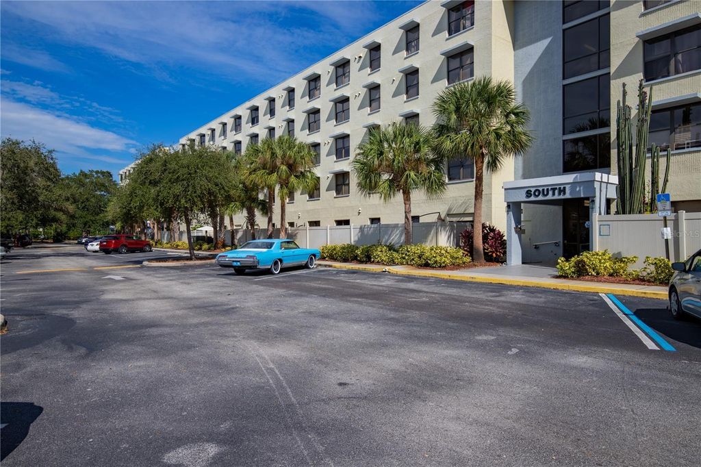Photo of 701 S Madison Avenue #421, Clearwater, FL 33756 (MLS # TB8464838)