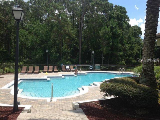 CREST/WATERFORD LAKES - Residential Lease