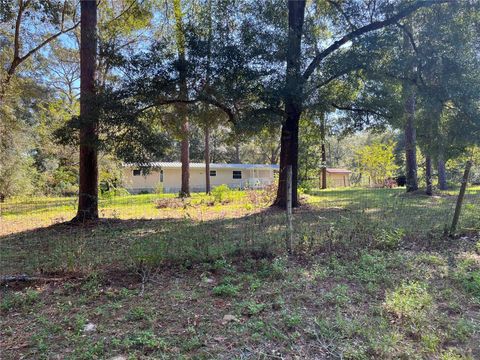 A home in DUNNELLON