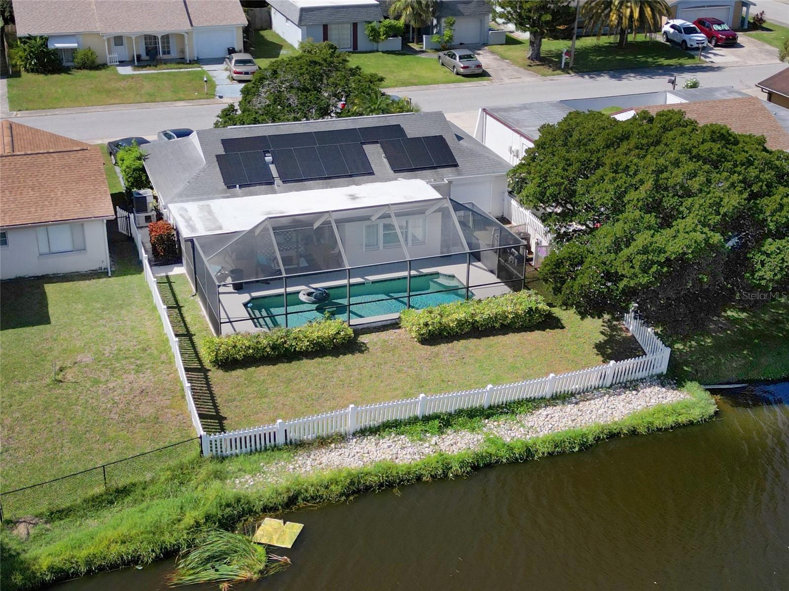 BEACON SQUARE - Residential