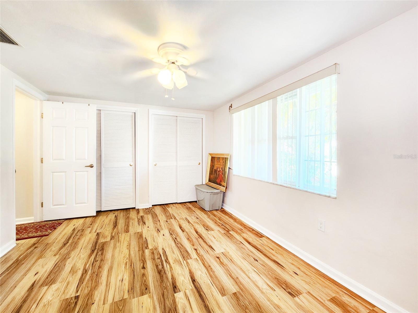 BEACON SQUARE - Residential