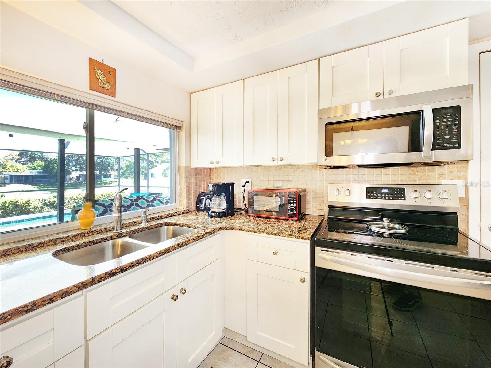 BEACON SQUARE - Residential