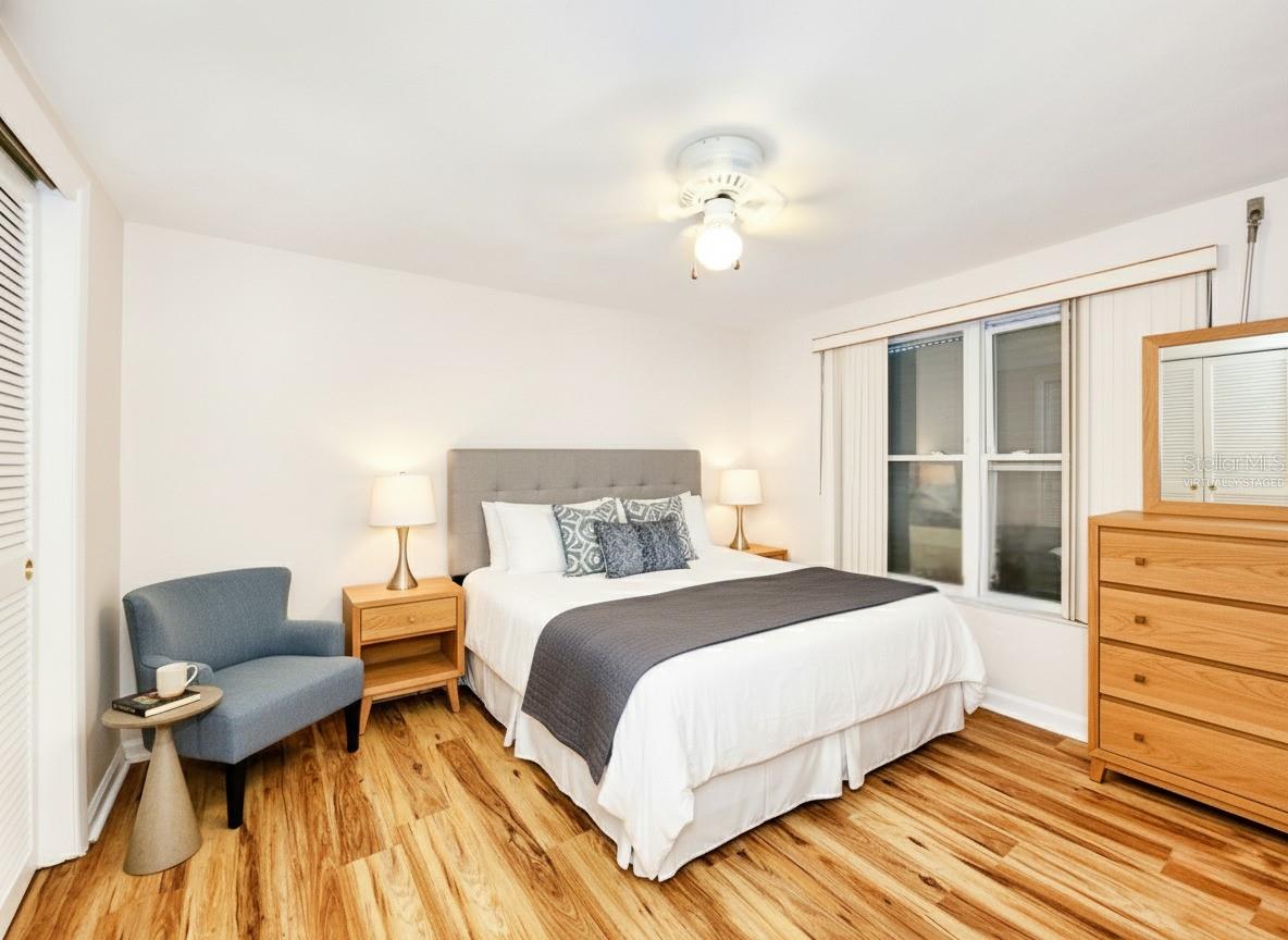 BEACON SQUARE - Residential