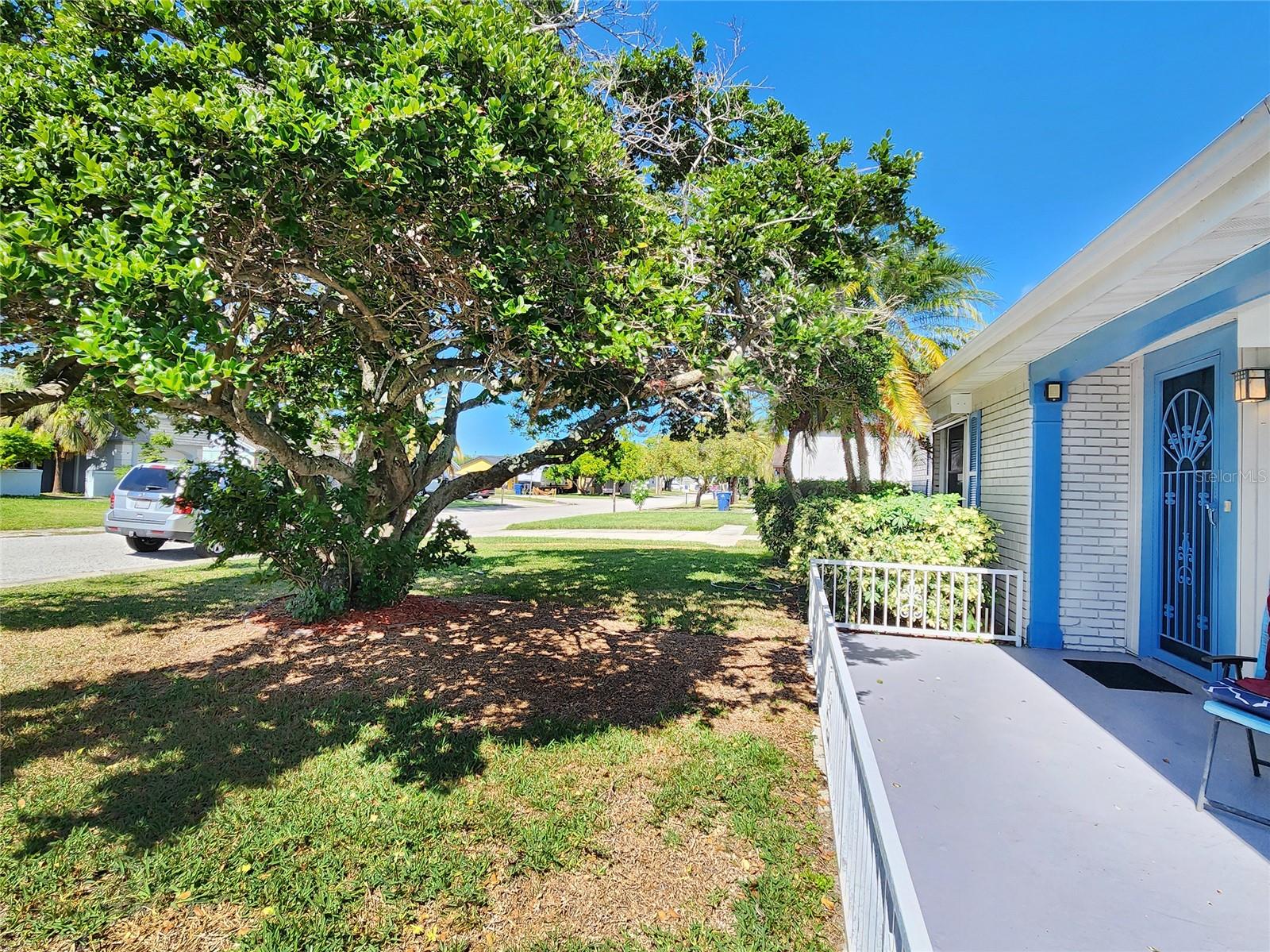 BEACON SQUARE - Residential