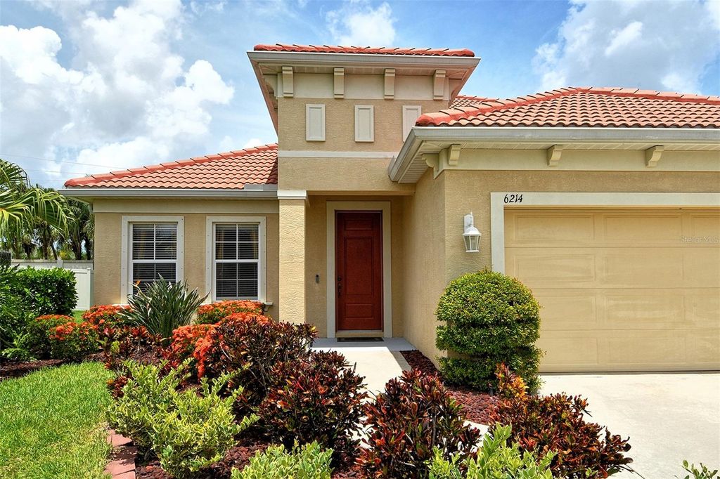 Photo of 6214 45th Lane E, Bradenton, FL 34203 (MLS # A4656212)