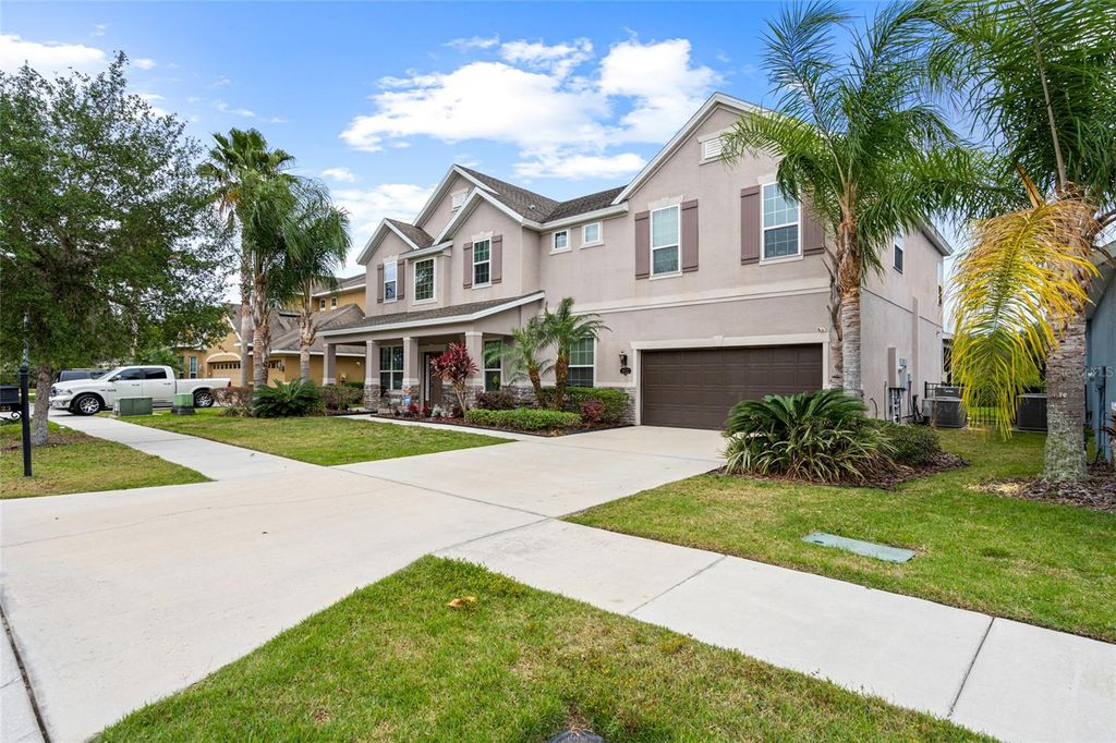 Photo of 19123 SWEET CLOVER LANE, TAMPA, FL 33647 (MLS # T3438088)