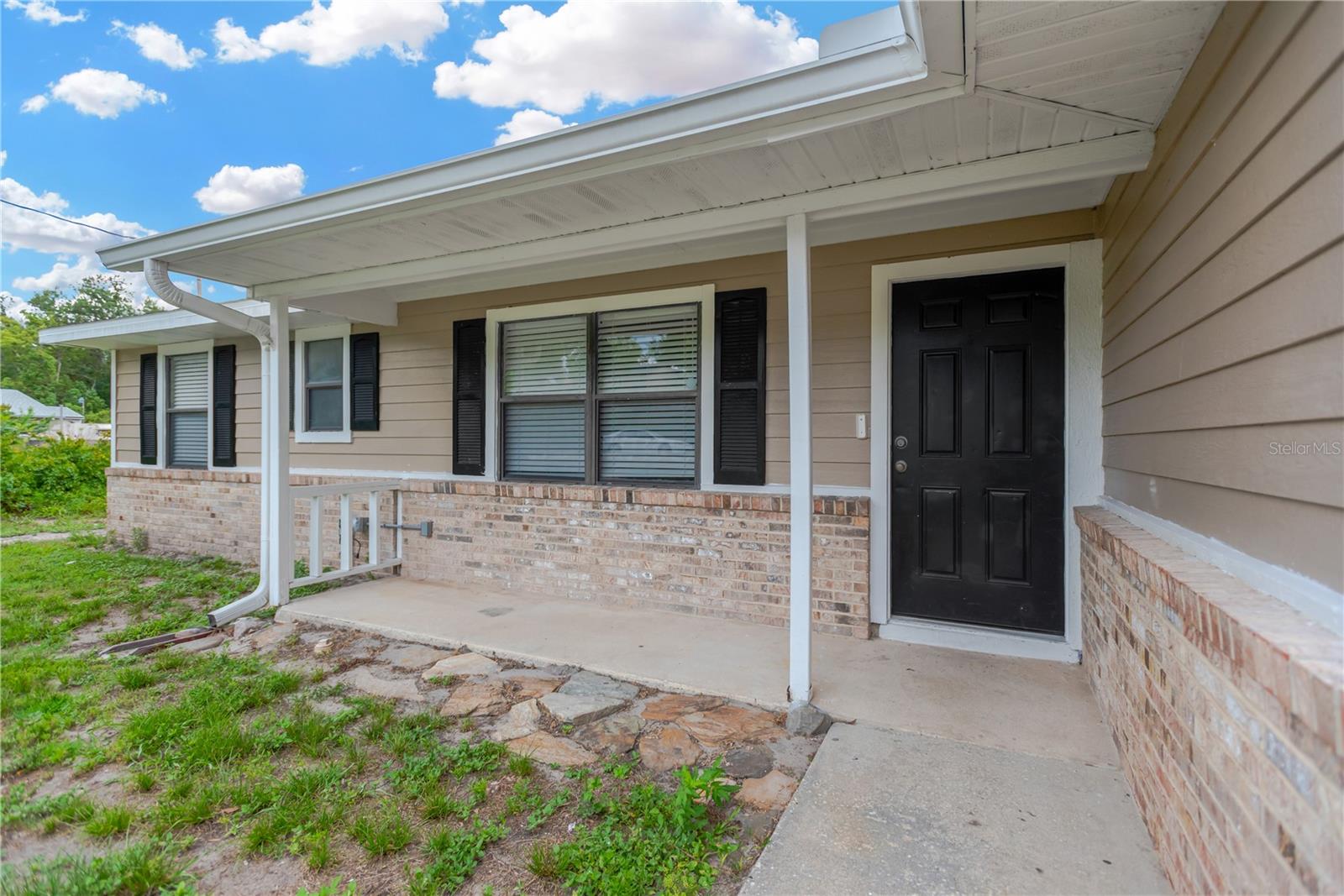 562 NARDELLO DRIVE