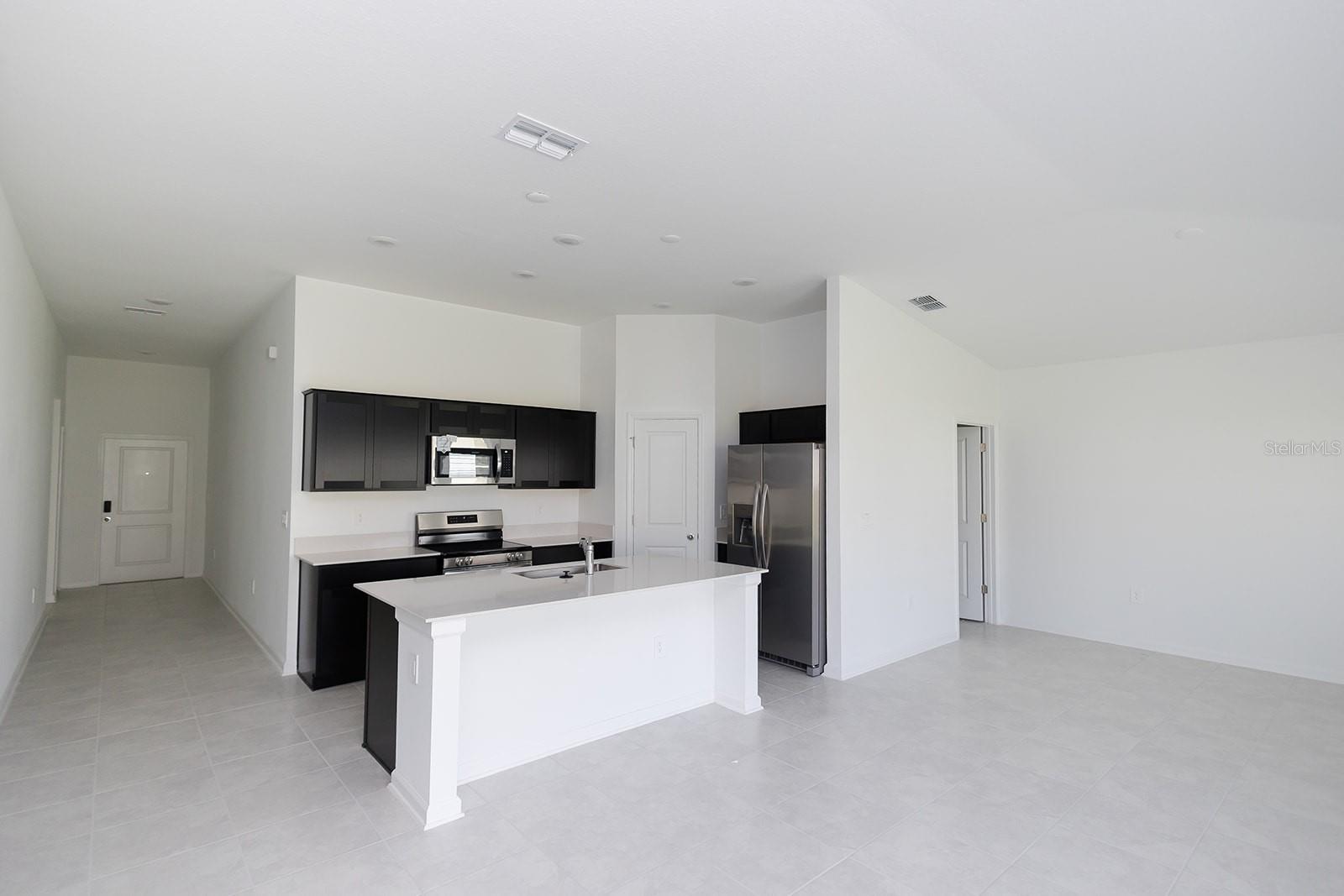 PEACE CRK RESERVE - Residential Lease