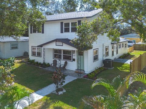 Photo of 4954 2nd Avenue N, St Petersburg, FL 33710 (MLS # TB8442314)
